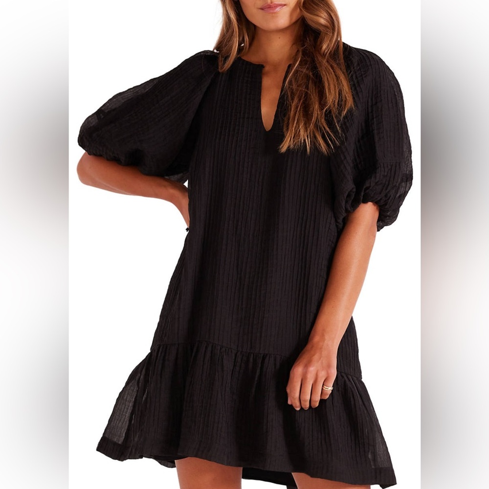Elegant Black Puff Sleeve Dress